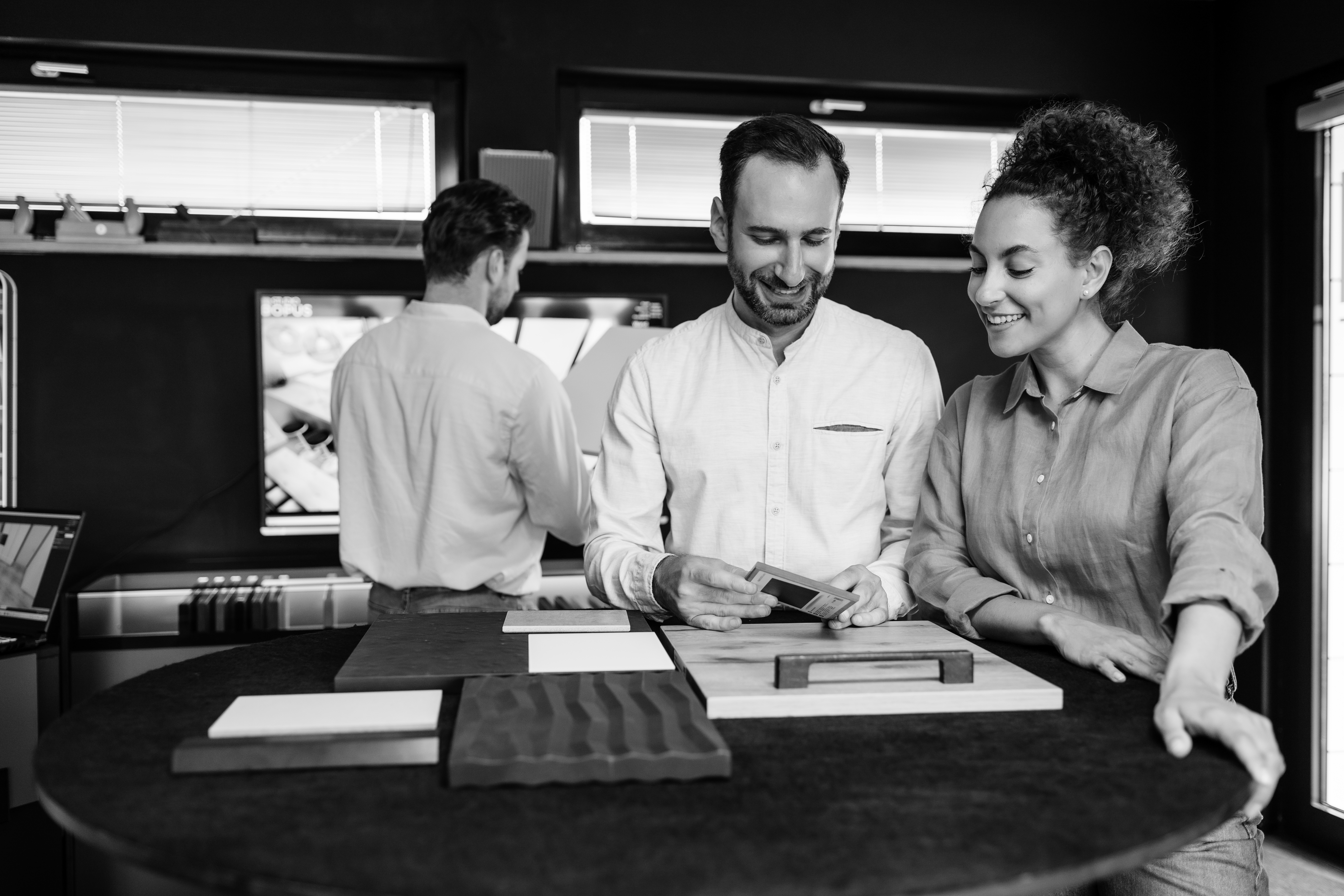 Beratungsgespräch Küchenkauf Menschen